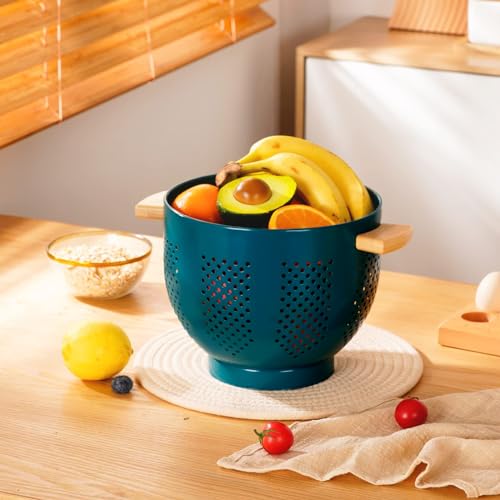 Metal Colander with Wood Handle