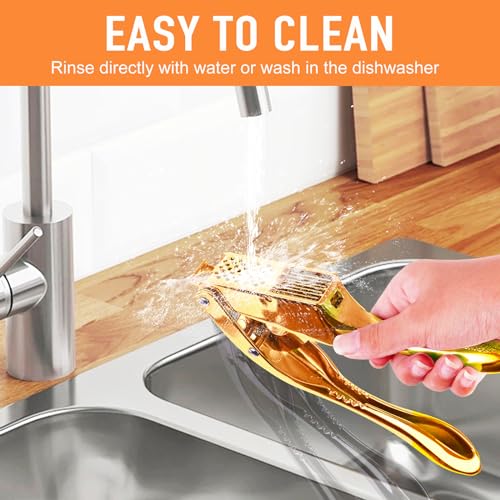Garlic press and slicer 2 in 1
