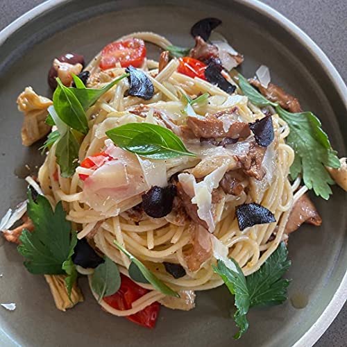 Canada Black Garlic Fermented for 90 Days 100% Natural Multi Clove Garlic Hand Selected in CANADA (8 Ounce)