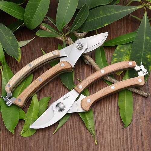 Wood Handle Pruning Shears