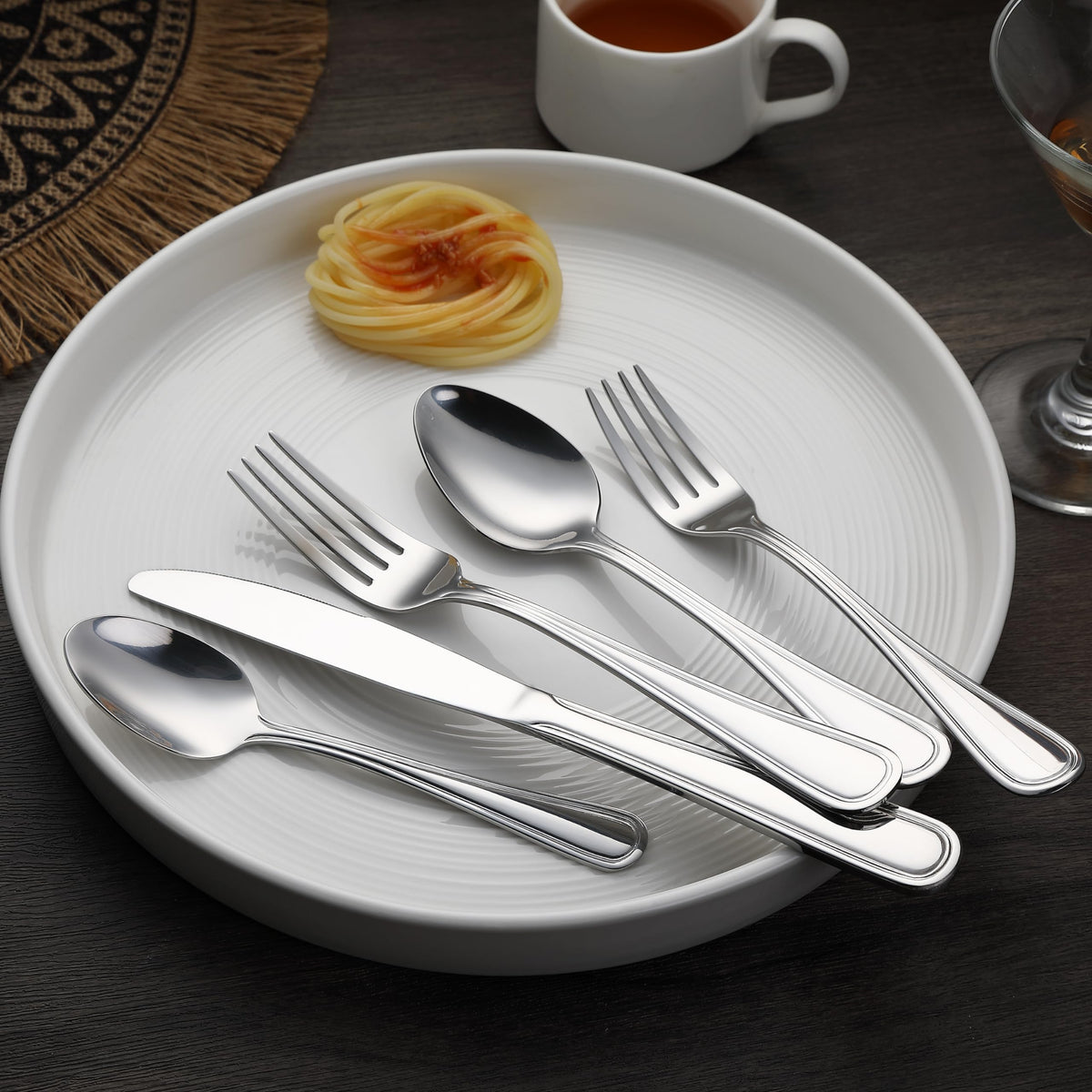 Silverware Set (20 Count)