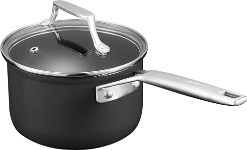 1.5 Quart Saucepan with lid