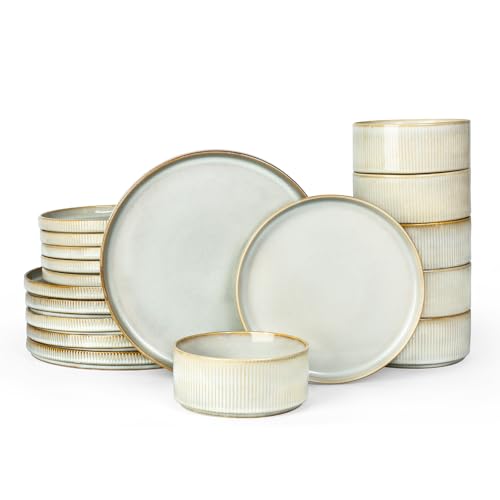 Star Plates and Bowls Sets (18 Count)
