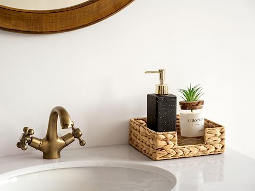 Wicker Napkin Holder