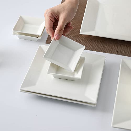Off White Porcelain Dinnerware Set (16 Count)
