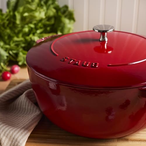 Cast Iron Essential French Oven