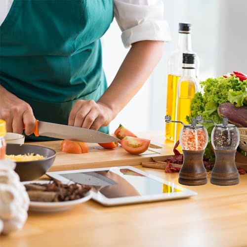 Salt and Pepper Grinder Set