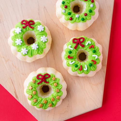 Christmas Sprinkle Tackle Box (2.53 Ounce)
