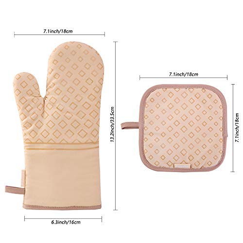 Set of 4 Oven Mitts and Pot Holders (4 Count)