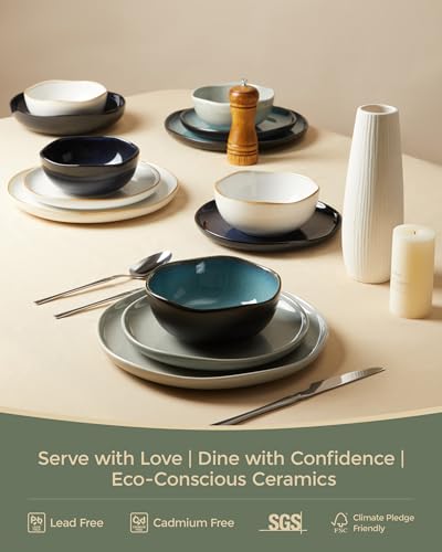 Large Holiday Dinnerware Sets for 8