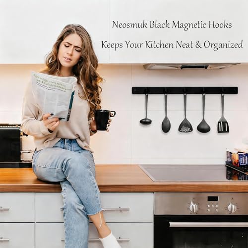 Magnetic Hooks (12 Count)