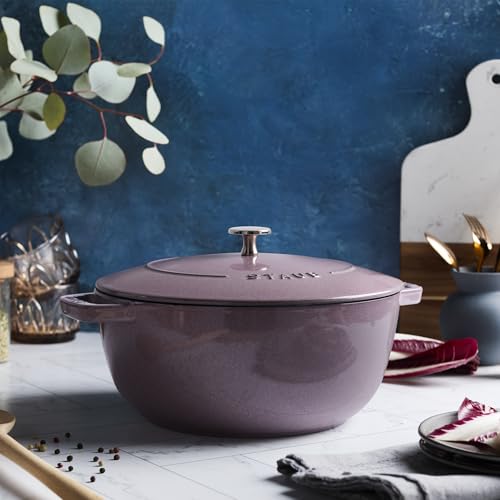Cast Iron Essential French Oven