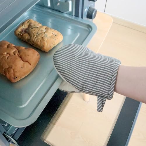 1 Pair Mini Oven Mitts (2 Count)