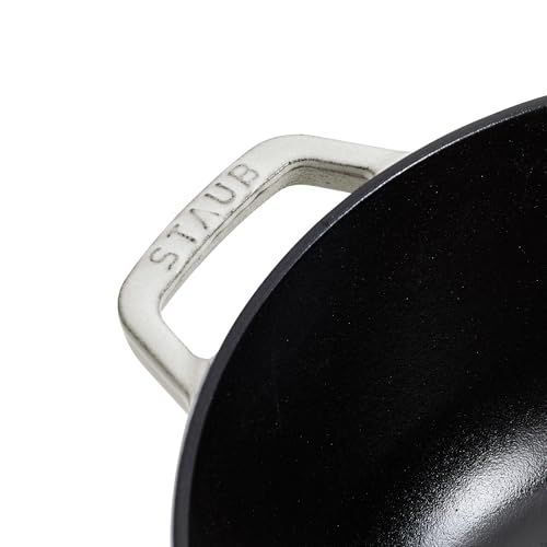 Cast Iron Essential French Oven