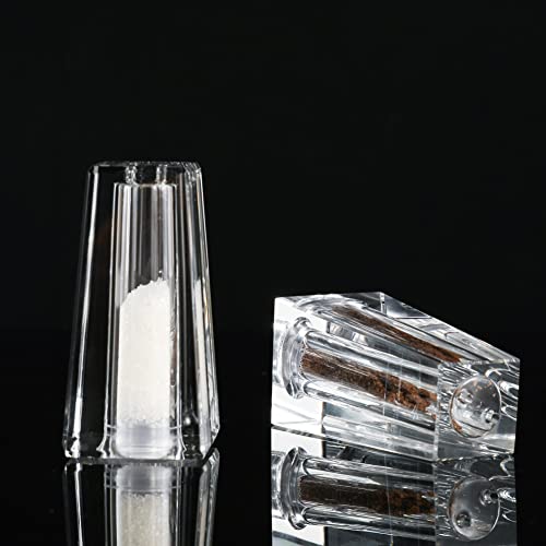 Salt and Pepper Shaker Set Spice Dispenser Refillable Design Cut Crystal Seasoning Shaker Kitchen Decor for Cooking Table
