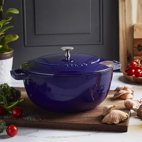 Cast Iron Essential French Oven