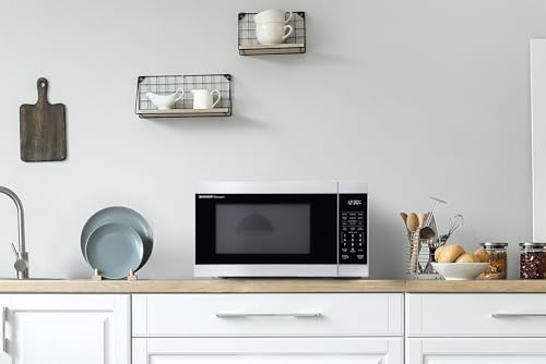 SMC1162KS 1.1 cu. ft. 1000W Stainless Steel Countertop Microwave Oven