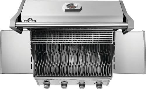 Rogue 525 4 Burner Propane Grill