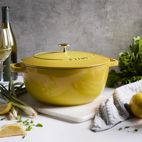 Cast Iron Essential French Oven