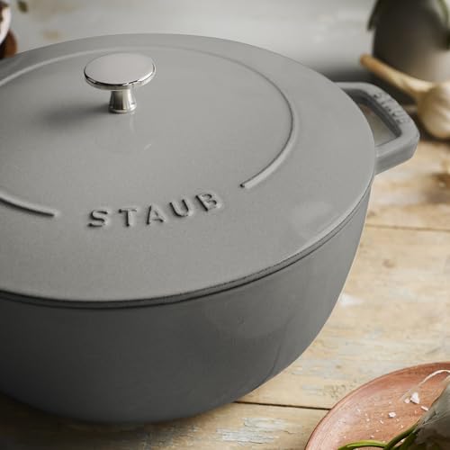 Cast Iron Essential French Oven
