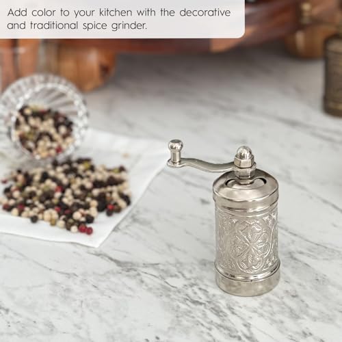 Manual Black Pepper Grinder