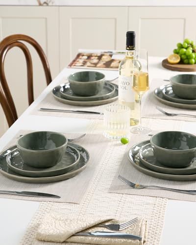Mars Stoneware Dinnerware Set for 4
