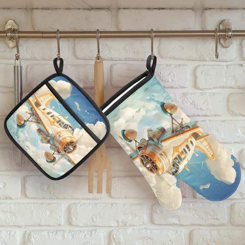 Airplanes Oven Mitts and Pot Holders Sets (2 Count)
