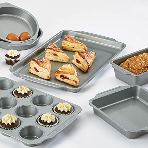 Nonstick Bakeware Set Includes Cookie Sheets