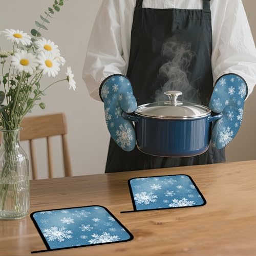 Snowflakes Oven Mitts and Pot Holders (4 Count)