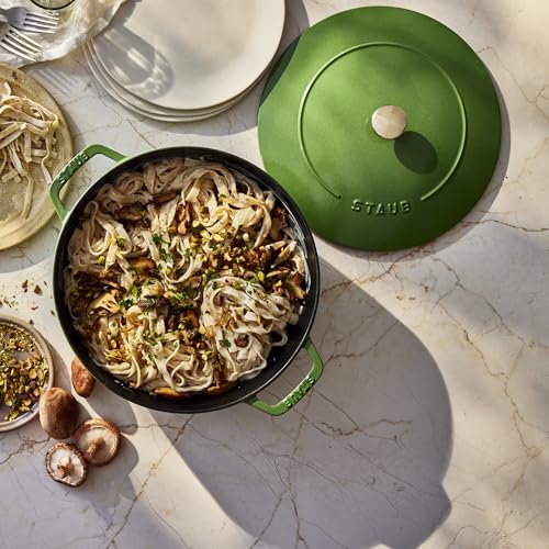 Cast Iron 5 qt Essential French Oven