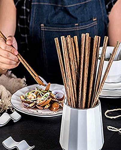 50 Pairs Wooden Chopsticks (50 Count)