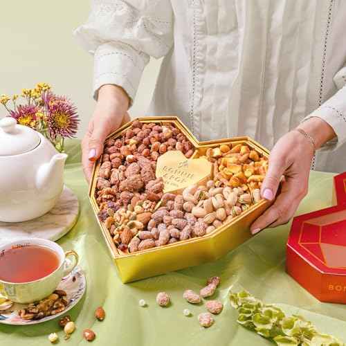 Gift Basket Heart Box with Gourmet Nut Assortment (21 Ounce)