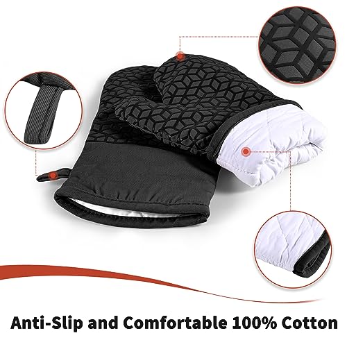 Oven Mitts and Pot Holders (4 Count)