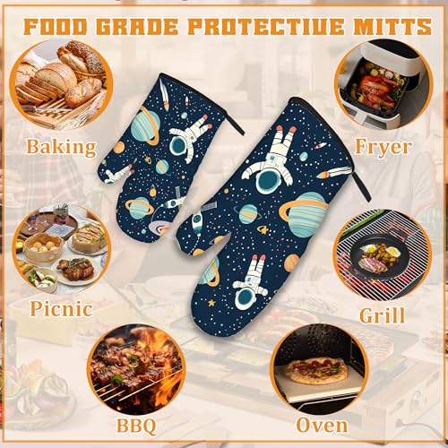 Astronaut Oven Mitts and Pot Holders (4 Count)