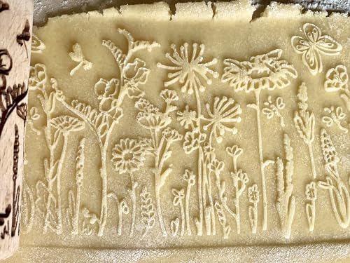WILD 3 mini Embossed Rolling Pin Set with Bees