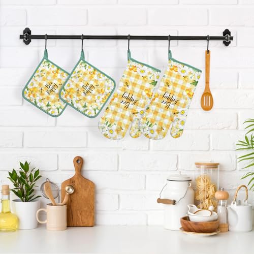 Bee Daisy Oven Mitts and Pot Holders Set (2 Count)