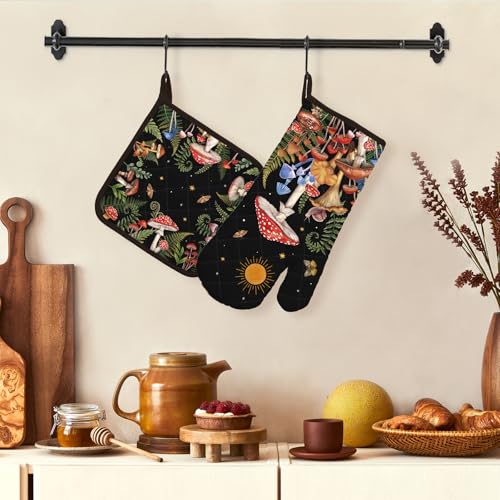 Mushroom Oven Mitts and Pot Holders Set (2 Count)