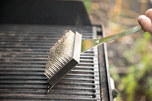 QVG40 Verde Collection Grill Brush with Replaceable Bristles and Scraper