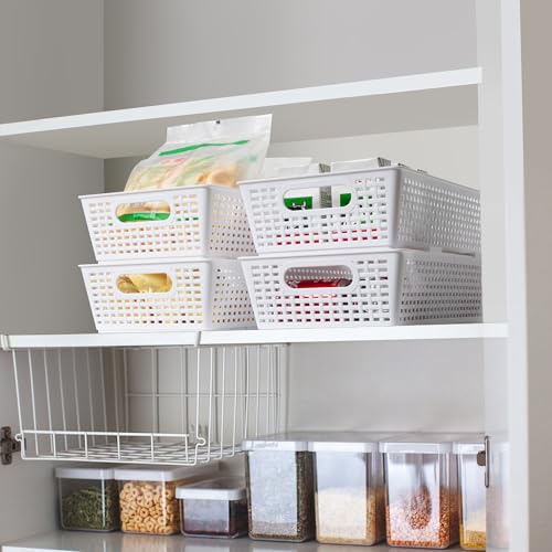 Stackable Woven Plastic Basket (6 Count)