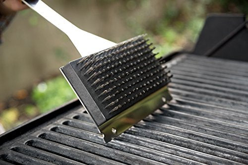 QVG40 Verde Collection Grill Brush with Replaceable Bristles and Scraper