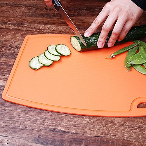 Silicone Thick Cutting Boards Mats Set of 3pcs Foldable & Flexible Design Juice Grooves Easy Grip Handle Dishwasher Safe for Kitchen