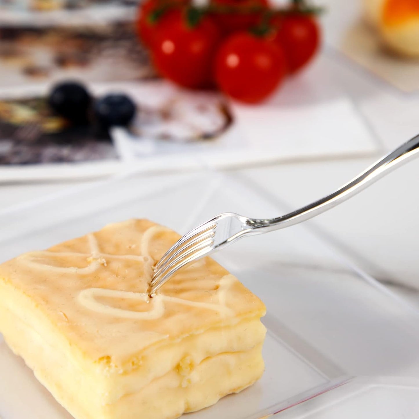 WDF 300 Pieces Silver Plastic Mini Forks 4 Inches Silver Plastic Forks Heavy Duty Plastic Tasting Forks Perfect for Small Appetizers and Desserts