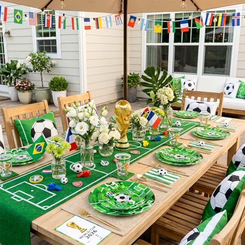 20 Green Plastic Soccer Plates
