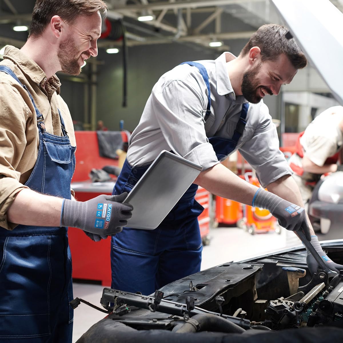 KAYGO Safety Work Gloves MicroFoam Nitrile Coated, 3 Pairs KG18NB,Seamless Knit Nylon Glove with full fingers Touchscreen, Ideal for Automotive,Warehouse,Construction (Gray,Medium)