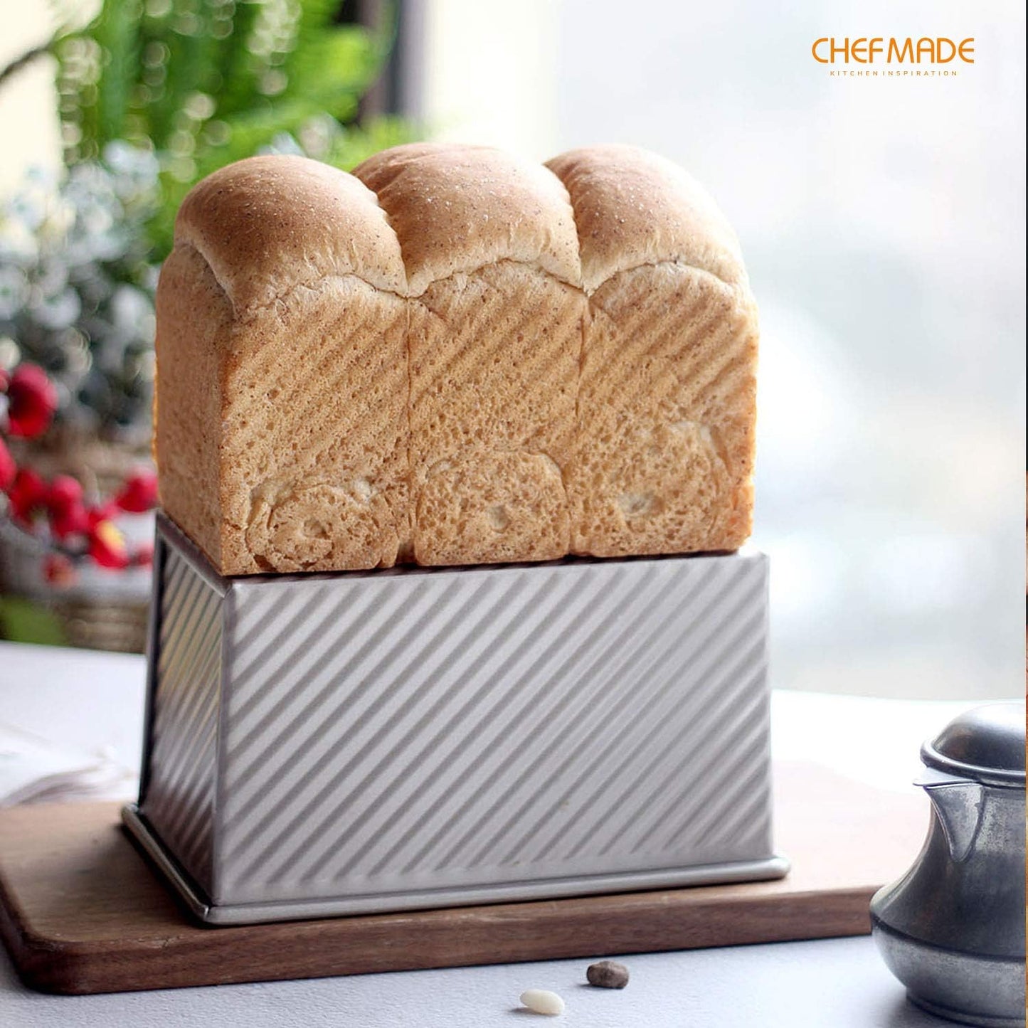 CHEFMADE Pullman Loaf Pan with Lid, 1Lb Dough Capacity Non-Stick Rectangle Corrugated Toast Box for Oven Baking 4.2" x 7.7"x 4.4"(Champagne Gold) - Culinary Roots