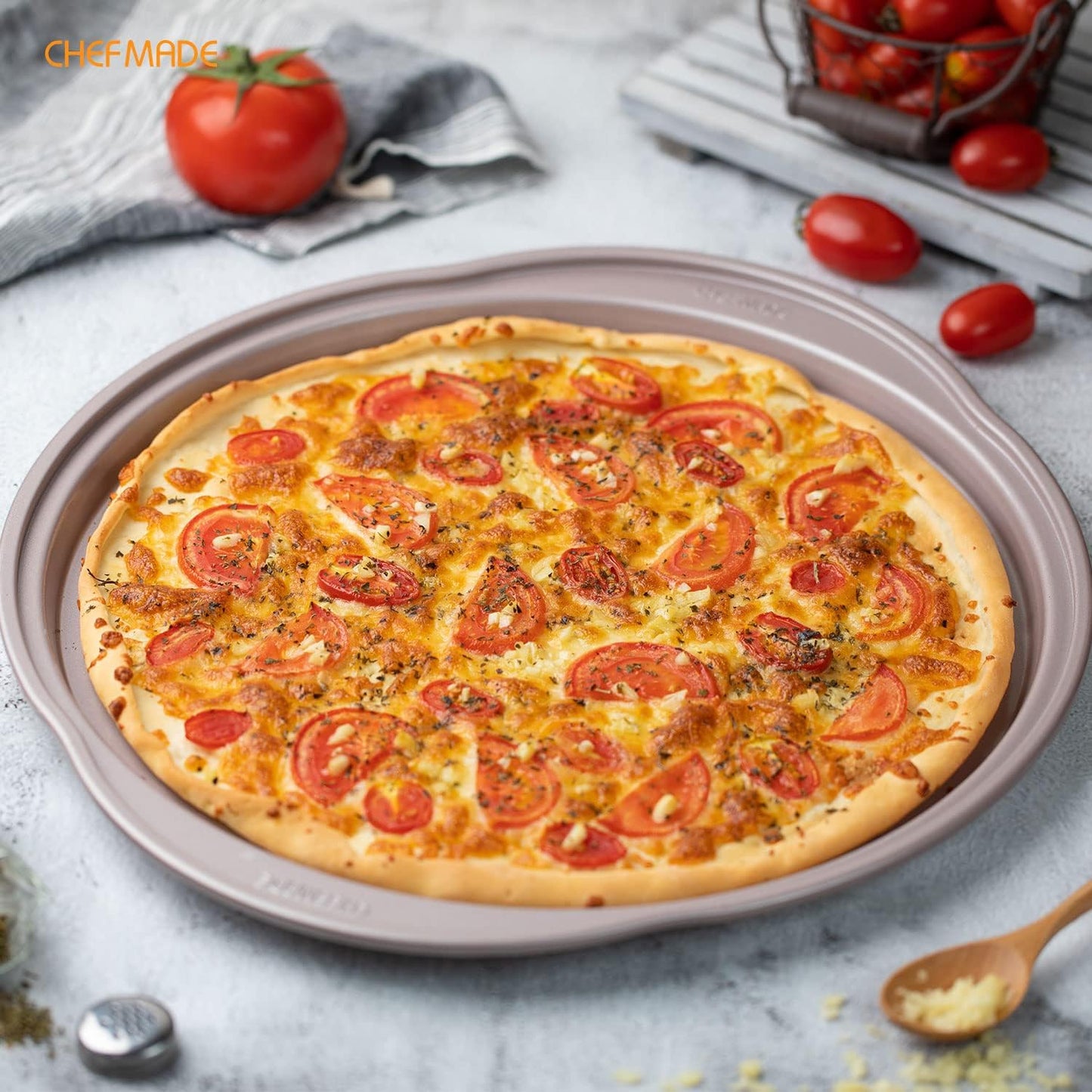 CHEFMADE Pizza pan, 14 Inch with Holes Non-Stick Pizza Crisper Pan Bakeware for Oven Baking (Champagne Gold) - Culinary Roots
