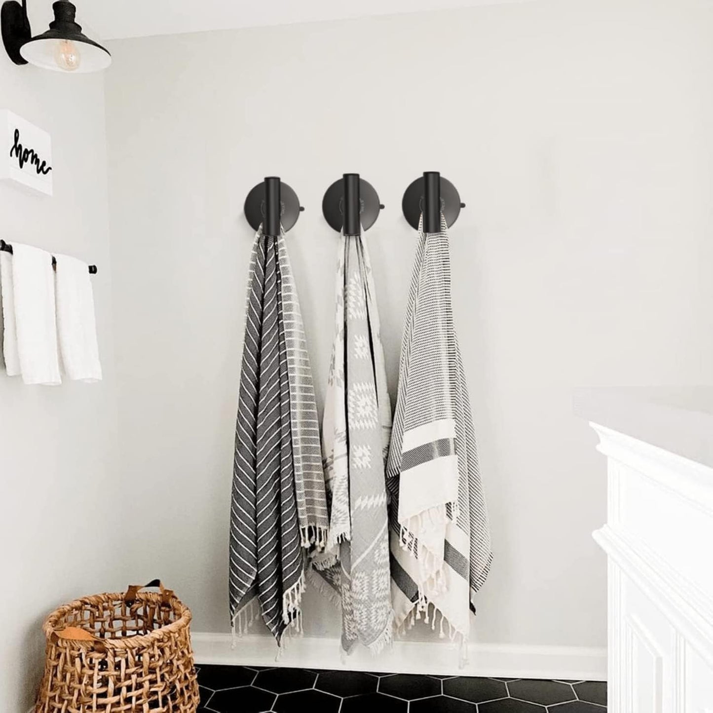 DGYB Large Suction Cup Hooks Black Stainless Steel Suction Shower Hooks for Loofah Set of 2 Towel Hook 11 Lb No Drill Hook for Bathroom