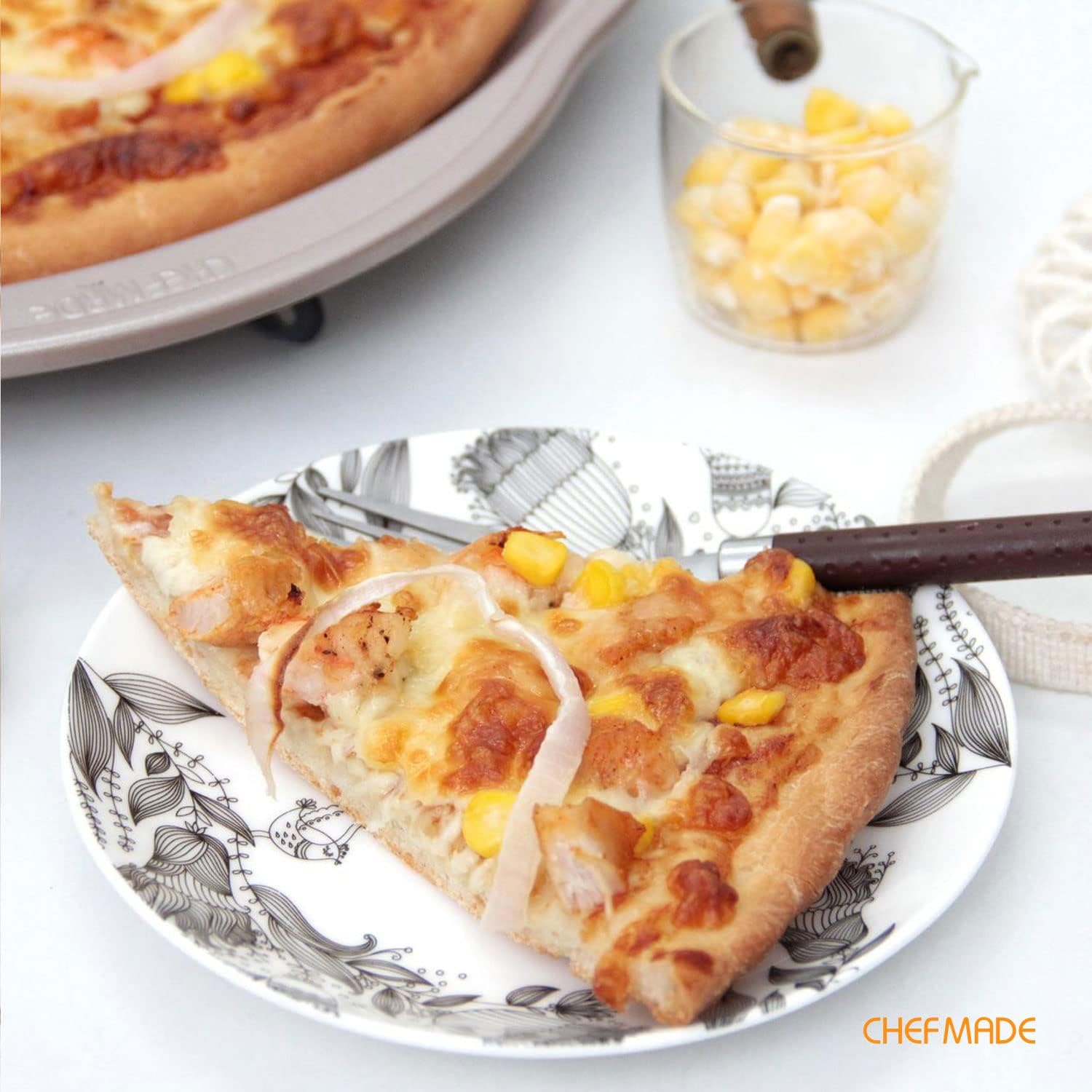 CHEFMADE Pizza pan, 14 Inch with Holes Non-Stick Pizza Crisper Pan Bakeware for Oven Baking (Champagne Gold) - Culinary Roots