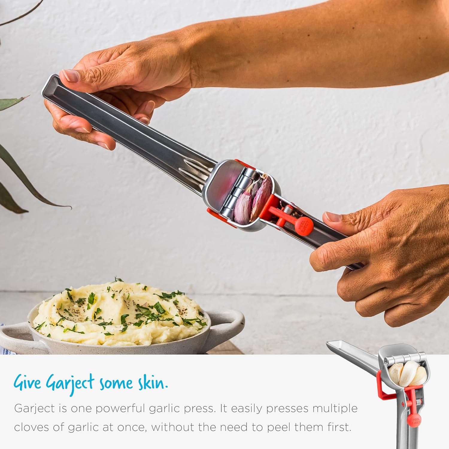 Dreamfarm Garject 2-In-1 Garlic Peeler, Garlic Press & Mincer with Garlic Peel Ejector, Chrome-Plated Zinc - Red - Culinary Roots