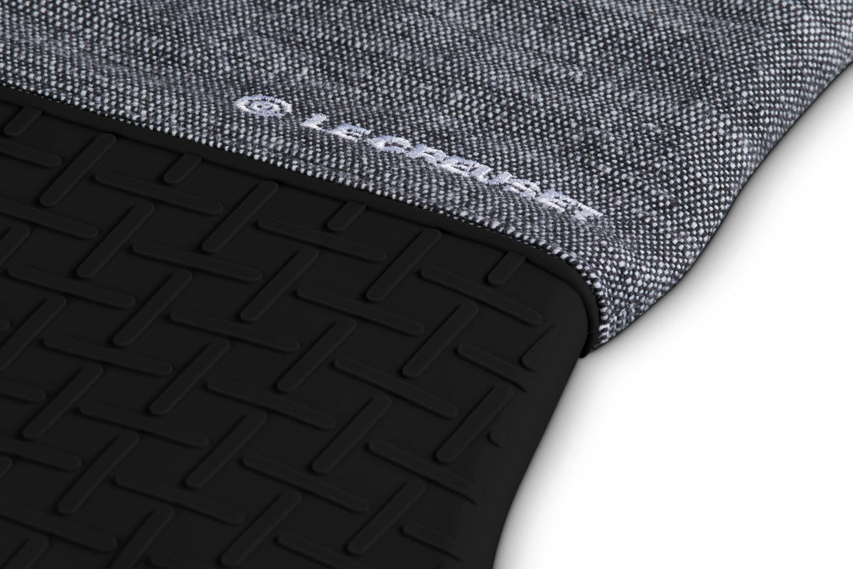Textile Oven Mitt